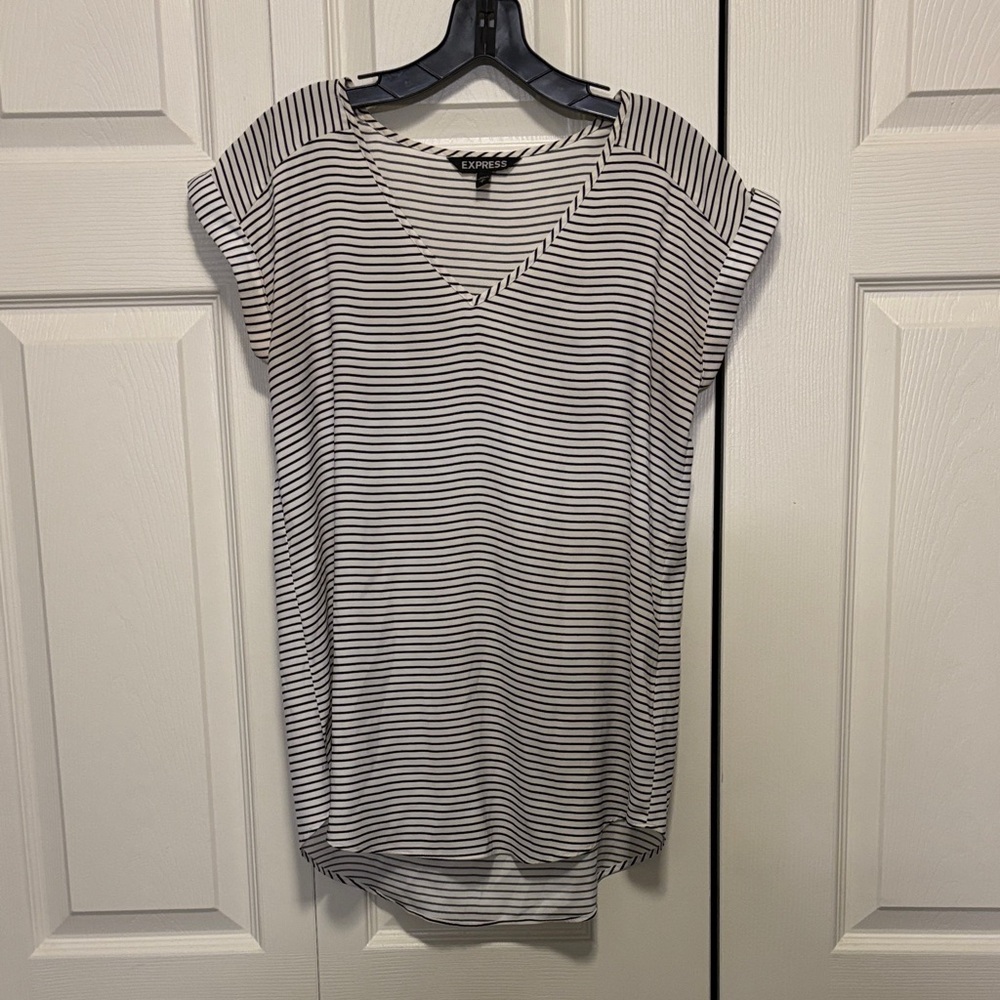 Express Black and White Striped Satin V-Neck Tee